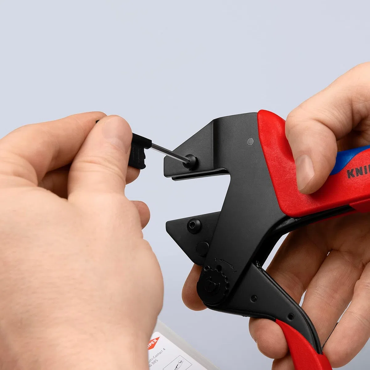 KNIPEX Szczypce do zagniatania typu Crimp System do wymiennych matryc zagniatających z osłonkami wielokomponentowymi 200 mm, 97 43 200