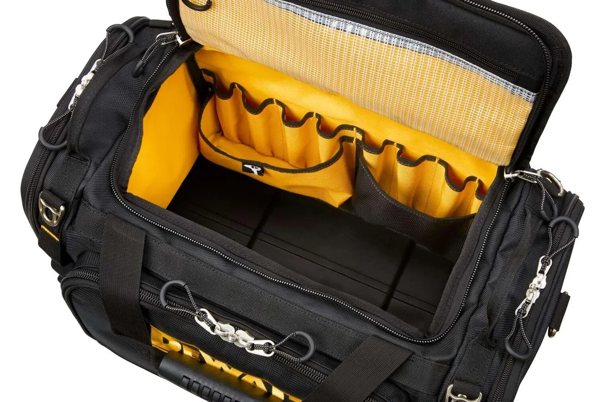 Bolsa de 22" TOUGHSYSTEM 2.0